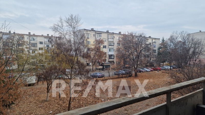 Продава 2-СТАЕН, гр. Пловдив, Коматево, снимка 1 - Aпартаменти - 48179578