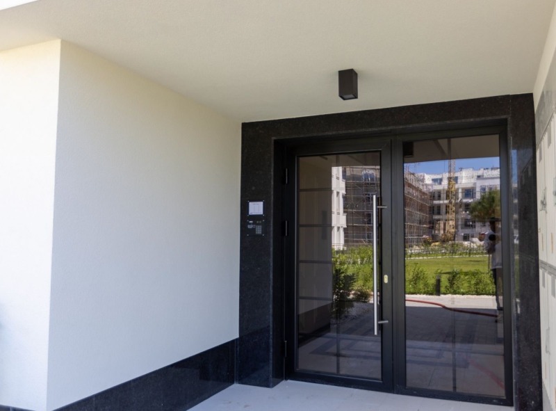 Te koop  3+ slaapkamer Plovdiv , Ostromila , 369 m² | 48981351 - afbeelding [13]