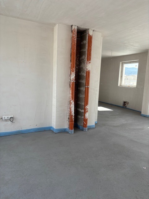 Te koop  3+ slaapkamer Plovdiv , Ostromila , 369 m² | 48981351 - afbeelding [6]