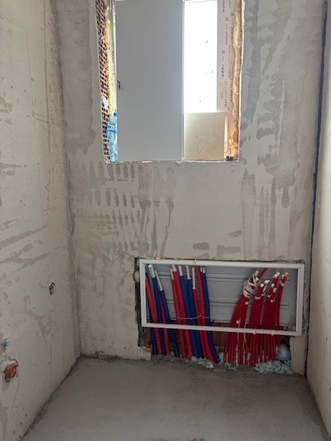 Te koop  3+ slaapkamer Plovdiv , Ostromila , 369 m² | 48981351 - afbeelding [9]