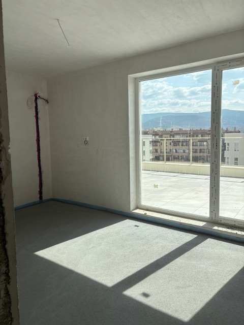Te koop  3+ slaapkamer Plovdiv , Ostromila , 369 m² | 48981351 - afbeelding [4]