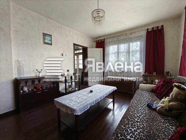 Продава КЪЩА, с. Дъбене, област Пловдив, снимка 12 - Къщи - 54129904