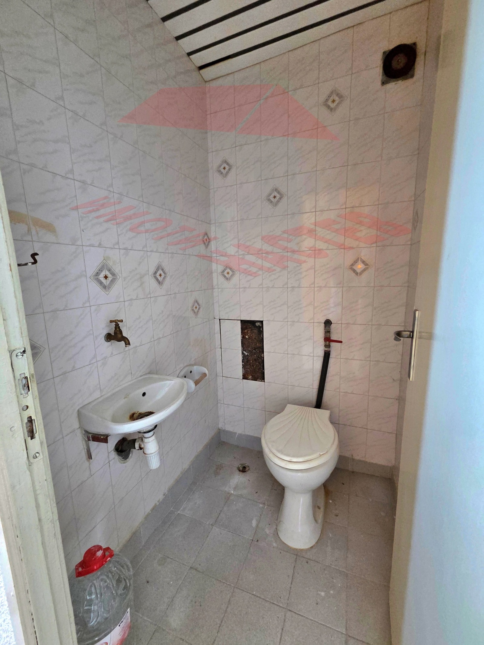 Продава 3-СТАЕН, гр. Шумен, Център, снимка 11 - Апартаменти - 55693191