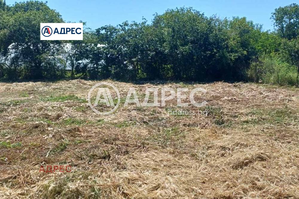 Продава КЪЩА, с. Искър, област Варна, снимка 3 - Къщи - 54878214