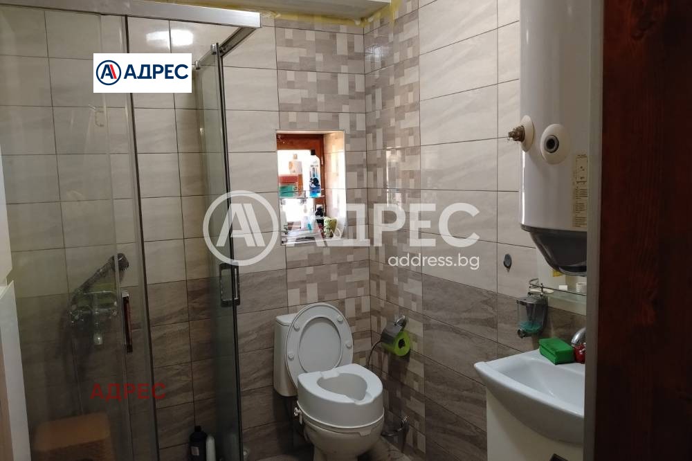 Продава КЪЩА, с. Искър, област Варна, снимка 5 - Къщи - 54878214