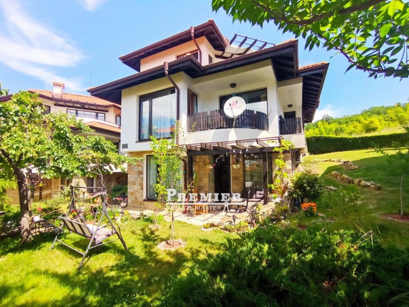 Продава КЪЩА в област Бургас, к.к. Слънчев бряг - 145 кв.м / 185 000 € » 361 828.55 лв., ПРЕМИЕР
