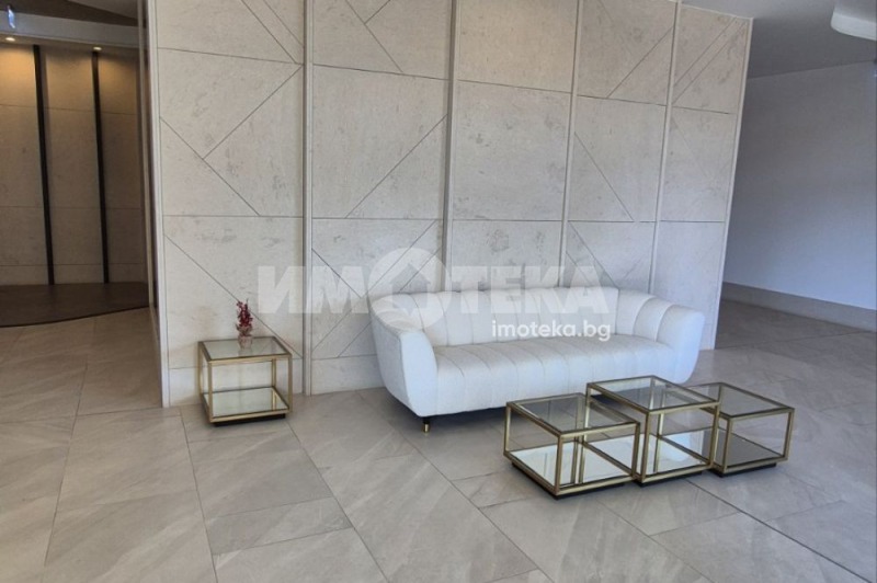 Продава  2-стаен, град София, Дружба 2 •  225 000 EUR • ID 54684187 — holmes.bg - [1] 
