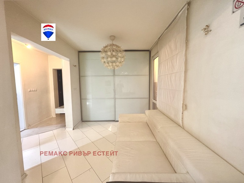 Продава 2-СТАЕН, гр. Русе, Център, снимка 3 - Апартаменти - 52874505