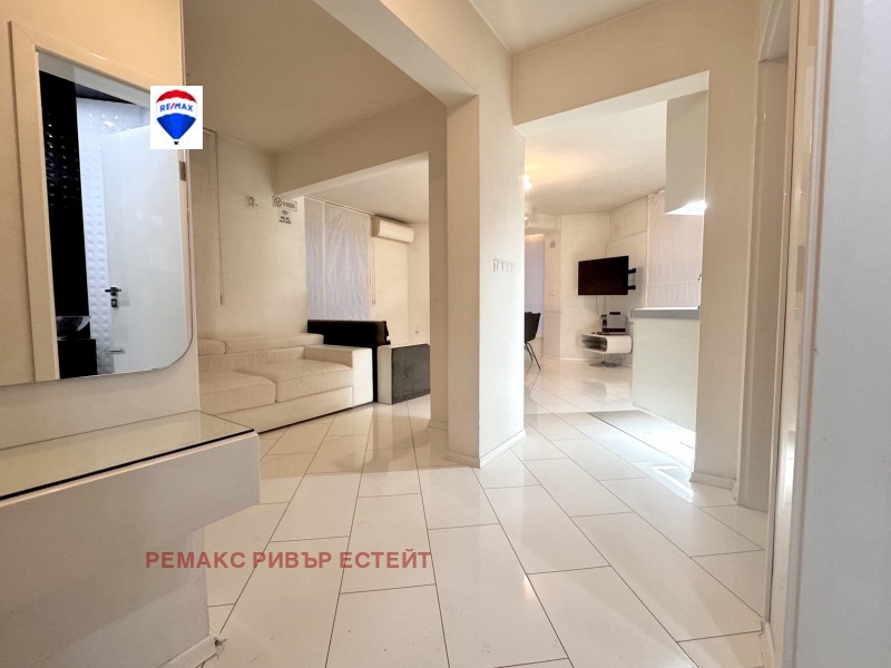 Продава 2-СТАЕН, гр. Русе, Център, снимка 2 - Апартаменти - 52874505