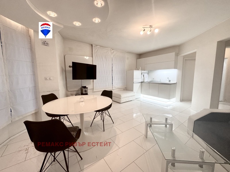 Продава 2-СТАЕН, гр. Русе, Център