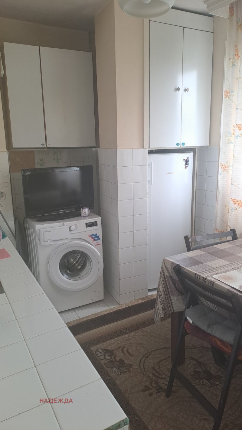 Продава  3-стаен град Плевен , Идеален център , 90 кв.м | 17891418 - изображение [2]