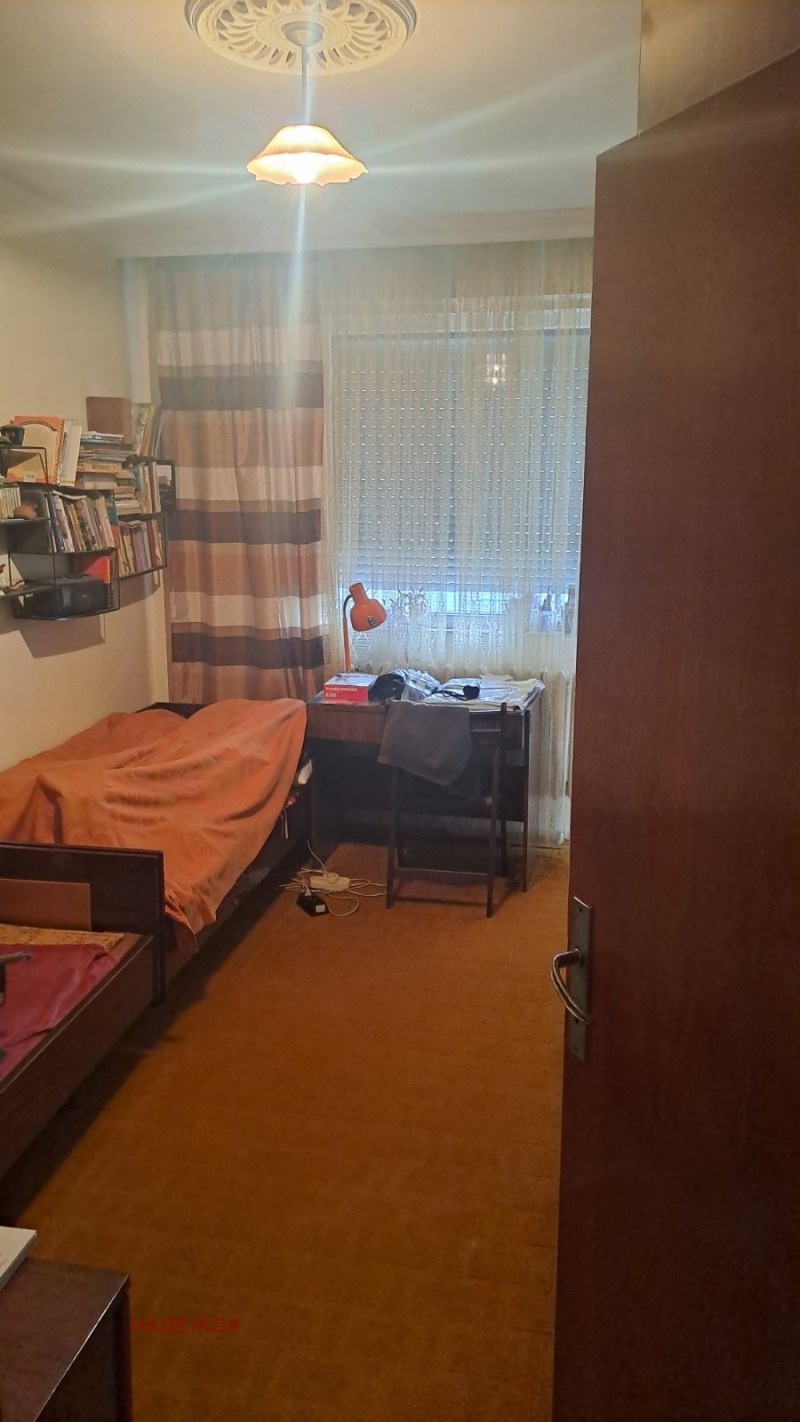Продава  3-стаен град Плевен , Идеален център , 90 кв.м | 17891418 - изображение [4]