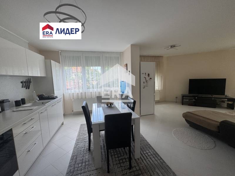 De vânzare  2 dormitoare Ruse , Țentâr , 91 mp | 47707769 - imagine [17]