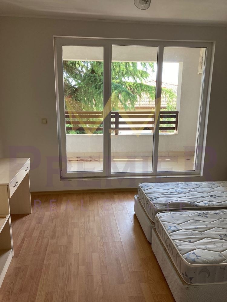 Продава КЪЩА, с. Рогачево, област Добрич, снимка 4 - Къщи - 55800051
