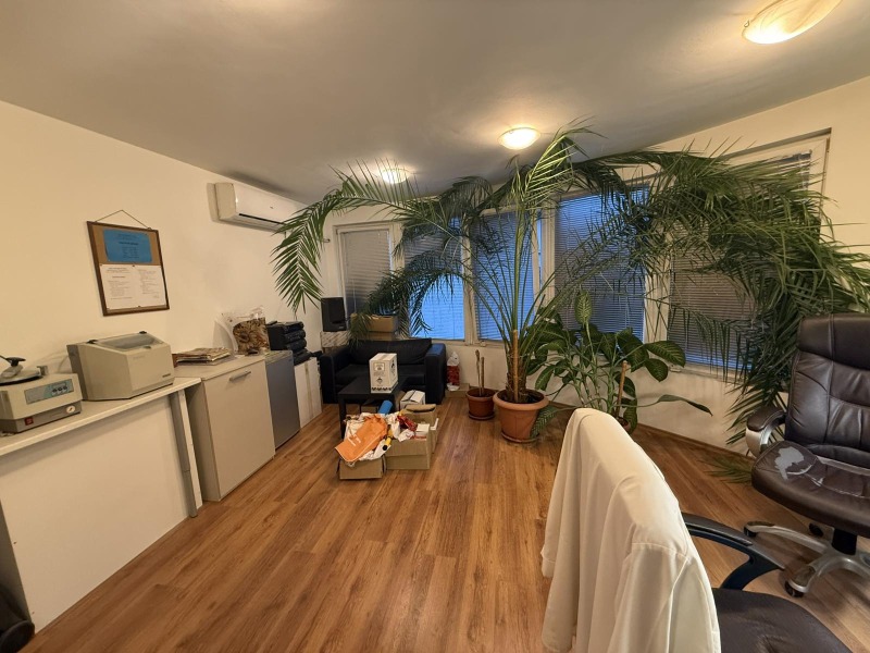 En venta  Comercio Sofia , Ovcha kupel , 52 metros cuadrados | 30495782 - imagen [4]