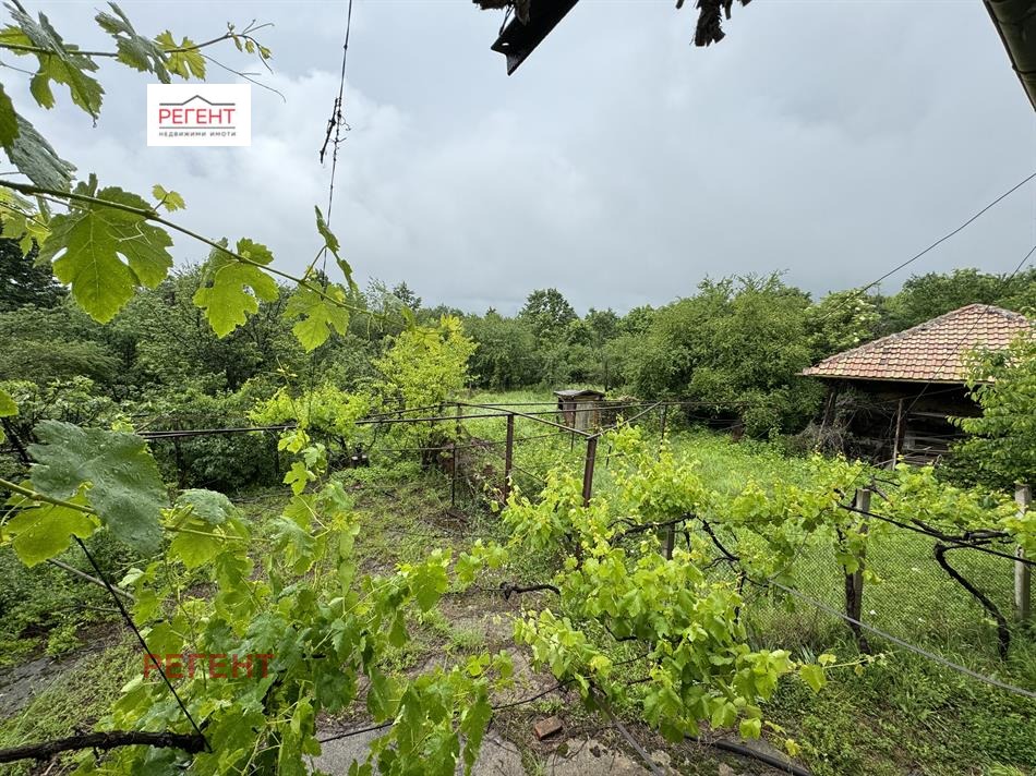 Продава КЪЩА, с. Думници, област Габрово, снимка 2 - Къщи - 45925555