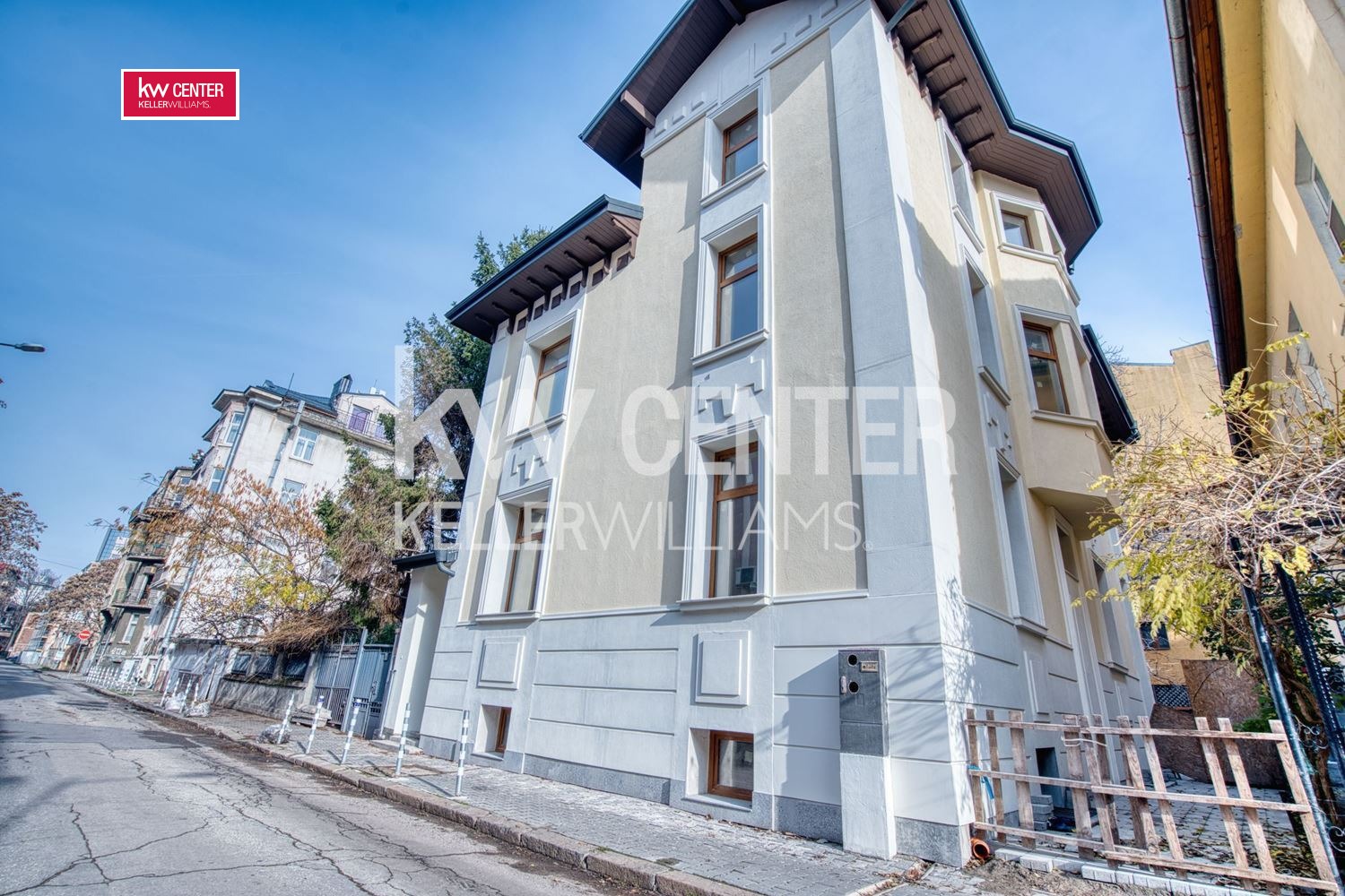 Продава КЪЩА, гр. София, Център, снимка 4 - Къщи - 53955939