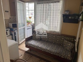 Продава 2-стаен град Варна Младост 1 - [1] 