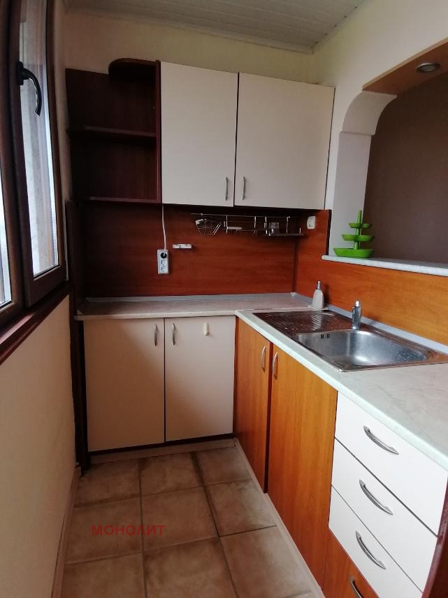 Продава 3-СТАЕН, гр. Севлиево, област Габрово, снимка 2 - Апартаменти - 54332824