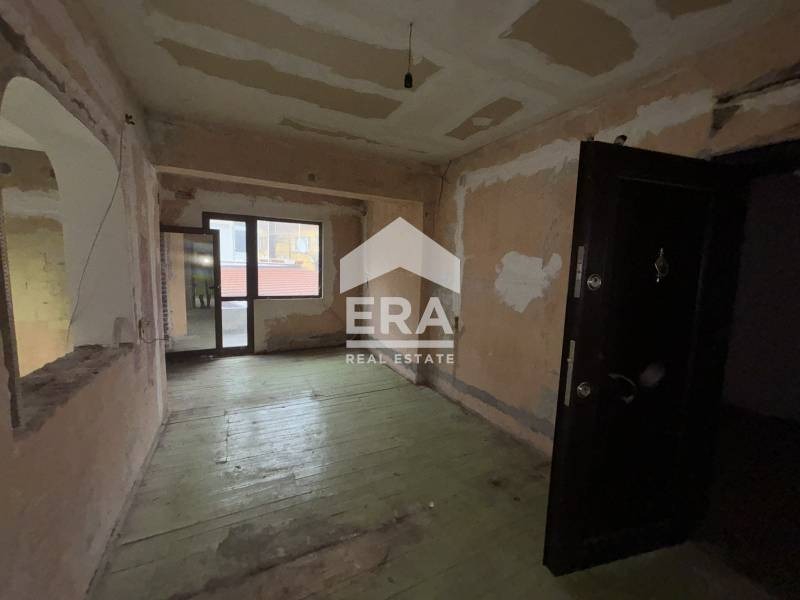 Продава  3-стаен град Хасково , Център , 79 кв.м | 18156290 - изображение [2]
