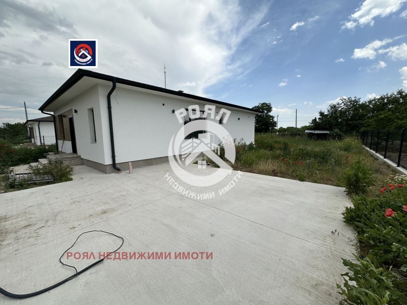 Te koop  Huis regio Plovdiv , Stambolijski , 130 m² | 89079238 - afbeelding [8]