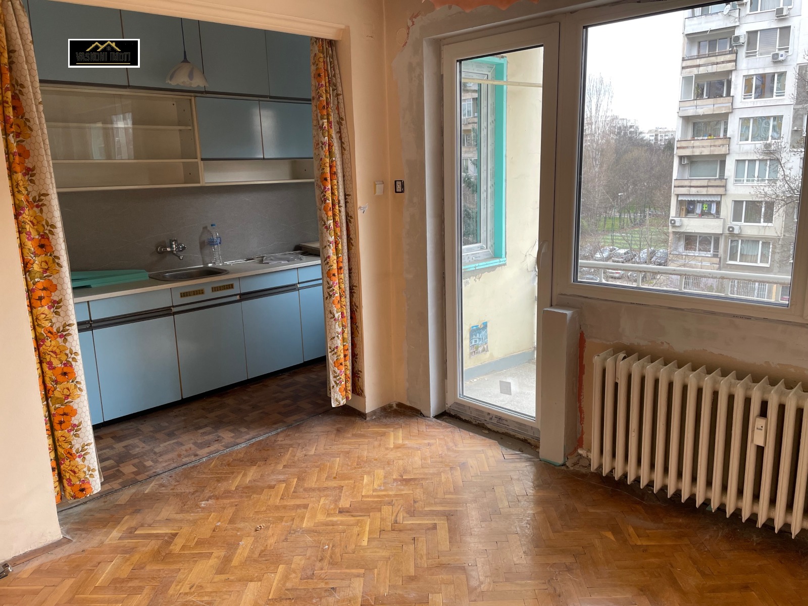 Продава 4-СТАЕН, гр. София, Света Троица, снимка 2 - Апартаменти - 54109475