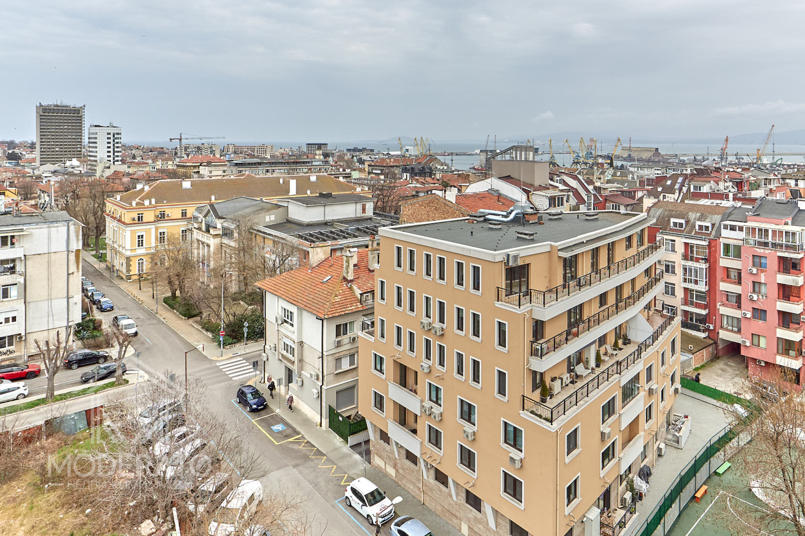 Продава МНОГОСТАЕН, гр. Бургас, Възраждане