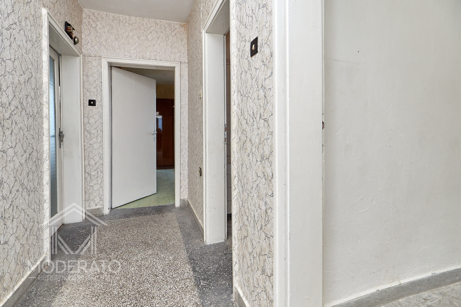 Продава МНОГОСТАЕН, гр. Бургас, Възраждане, снимка 10 - Апартаменти - 54118770