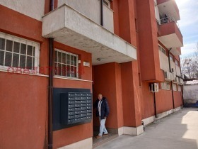 Продава 1-СТАЕН, гр. София, Надежда 2, снимка 2 - Апартаменти - 54092021