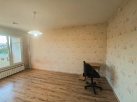 Продава 2-стаен