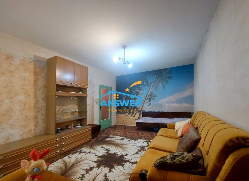 Продава  2-стаен град София , Фондови жилища , 72 кв.м | 12069354