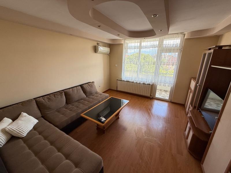 Продава 3-СТАЕН, гр. Пловдив, Център, снимка 2 - Апартаменти - 54739088