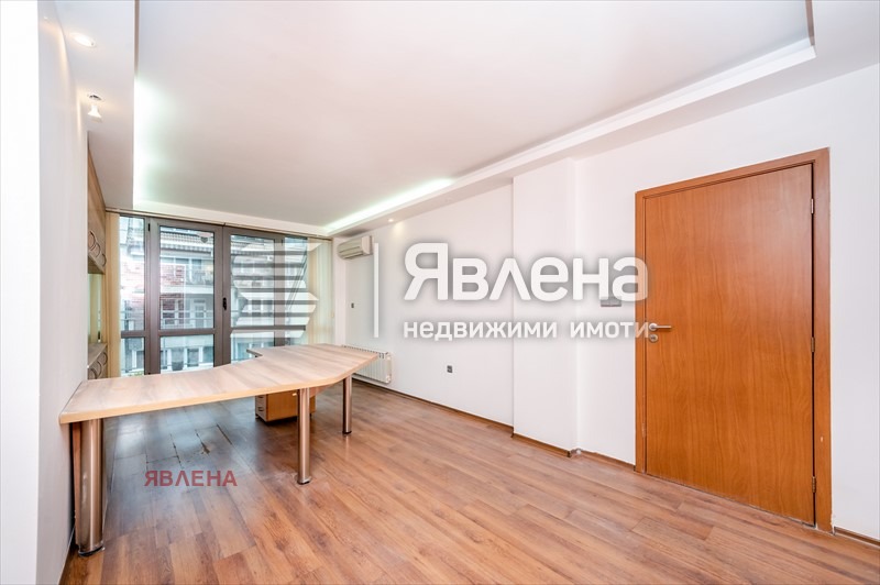 Te koop  Kantoor Sofia , Borovo , 282 m² | 48303251 - afbeelding [5]