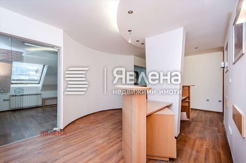 Te koop  Kantoor Sofia , Borovo , 282 m² | 48303251 - afbeelding [13]