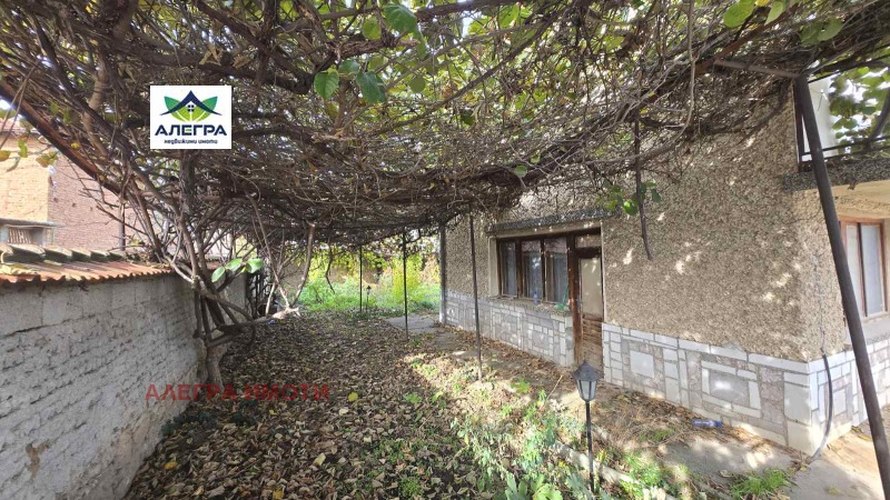 Продава КЪЩА, с. Калугерово, област Пазарджик, снимка 3 - Къщи - 52686181