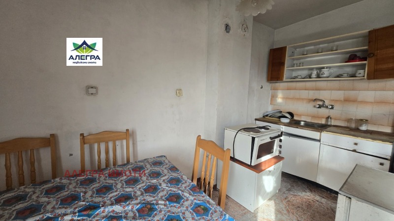 Продава КЪЩА, с. Калугерово, област Пазарджик, снимка 6 - Къщи - 52686181