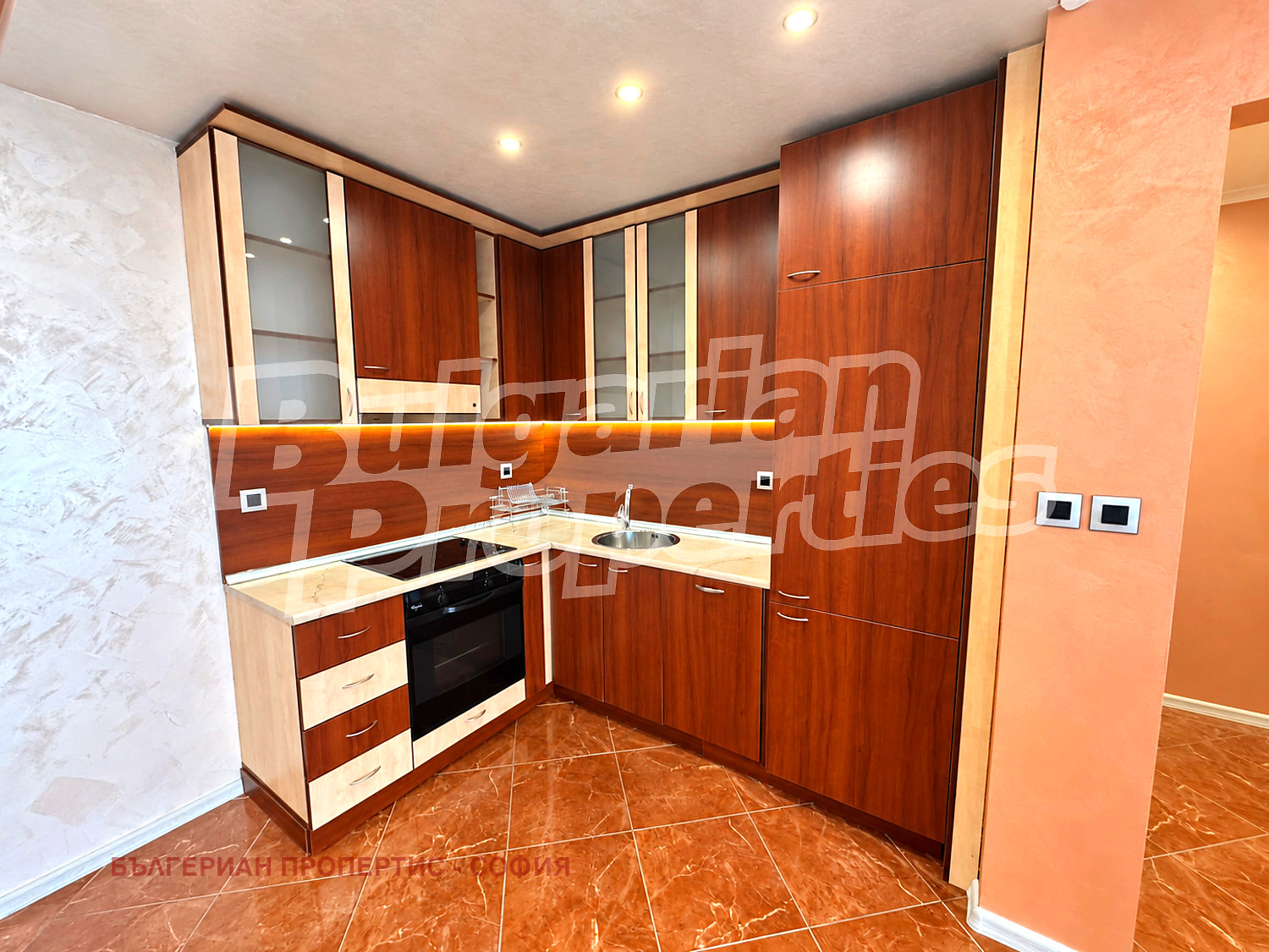 Продава 3-СТАЕН, гр. София, Център, снимка 16 - Апартаменти - 56104975