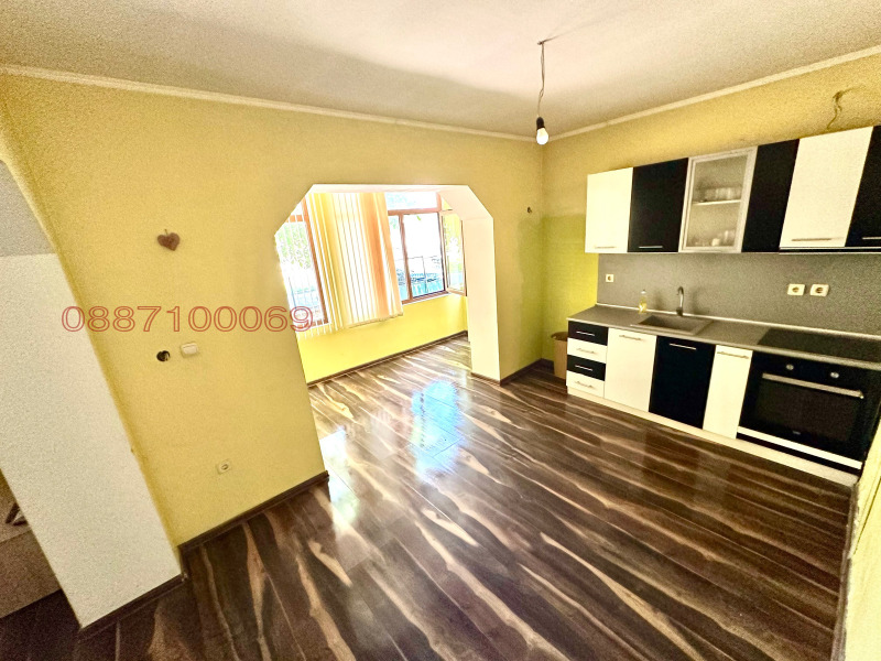 Till salu  1 sovrum region Pleven , Levski , 80 kvm | 93756555
