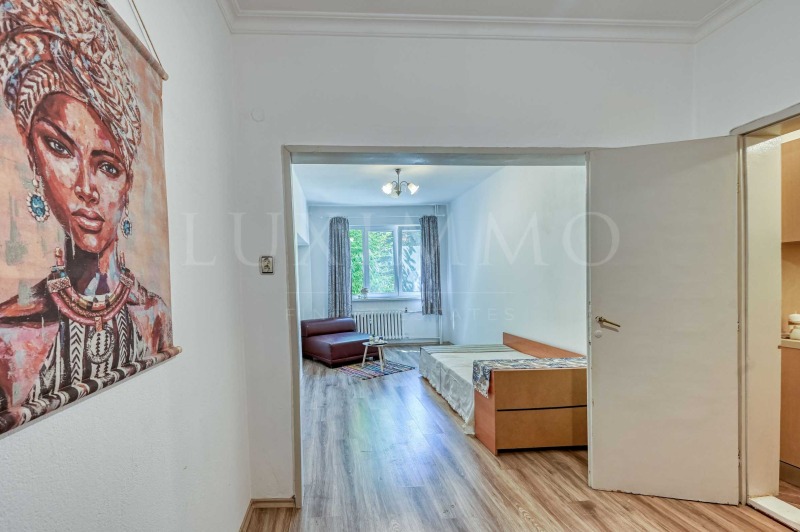 Продава  2-стаен, град София, Оборище •  150 000 EUR • ID 88756419 — holmes.bg - [1] 