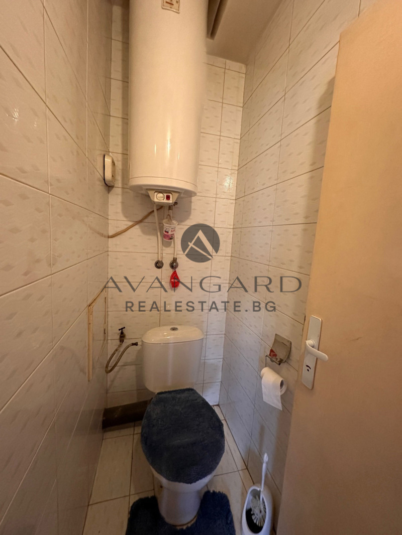 De vânzare  3 dormitoare Plovdiv , Țentâr , 140 mp | 95443423 - imagine [11]