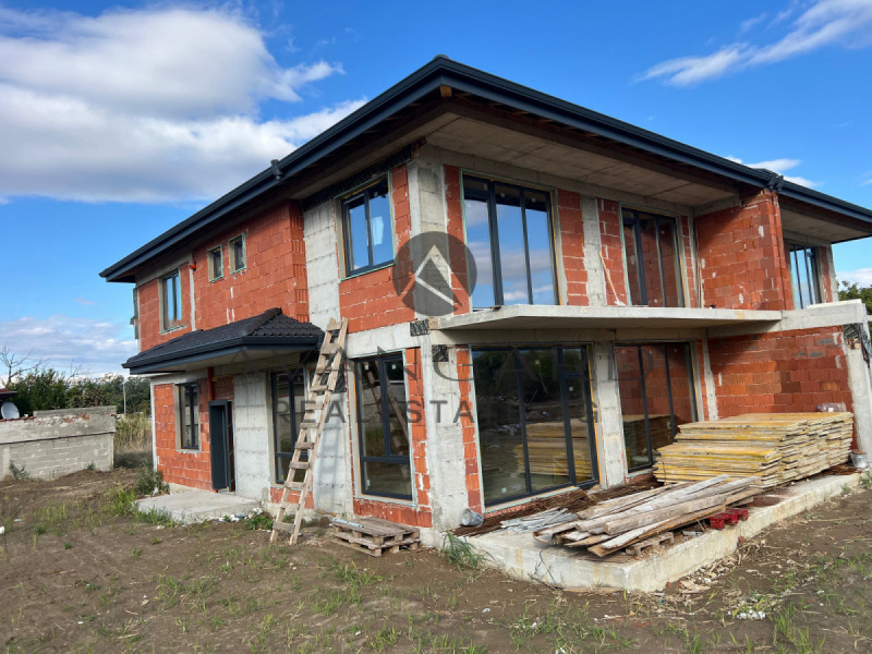 Продава КЪЩА, гр. Пловдив, Беломорски, снимка 12 - Къщи - 52319008