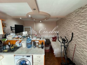 2-стаен град Шумен, Тракия 3