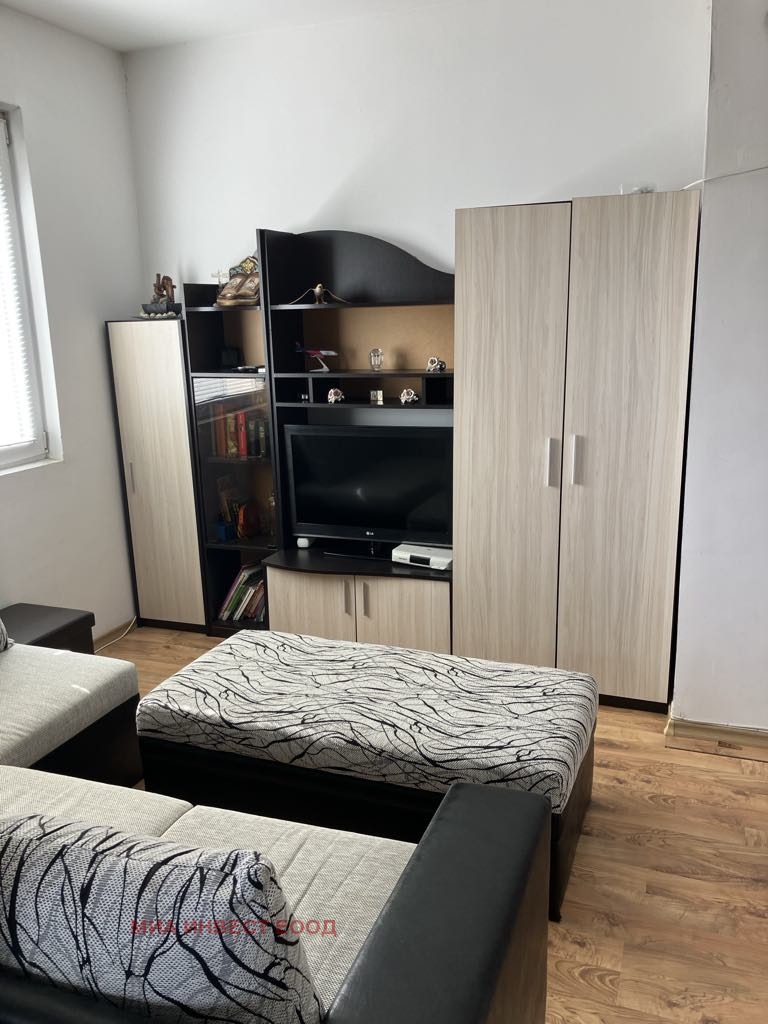 De vânzare  1 dormitor Vrața , Senicie , 65 mp | 68963119 - imagine [8]