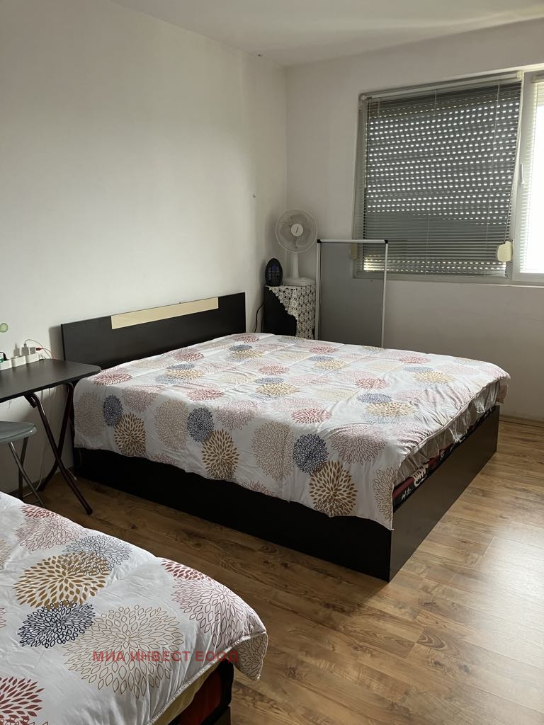 Na sprzedaż  1 sypialnia Wraca , Senicze , 65 mkw | 68963119 - obraz [5]