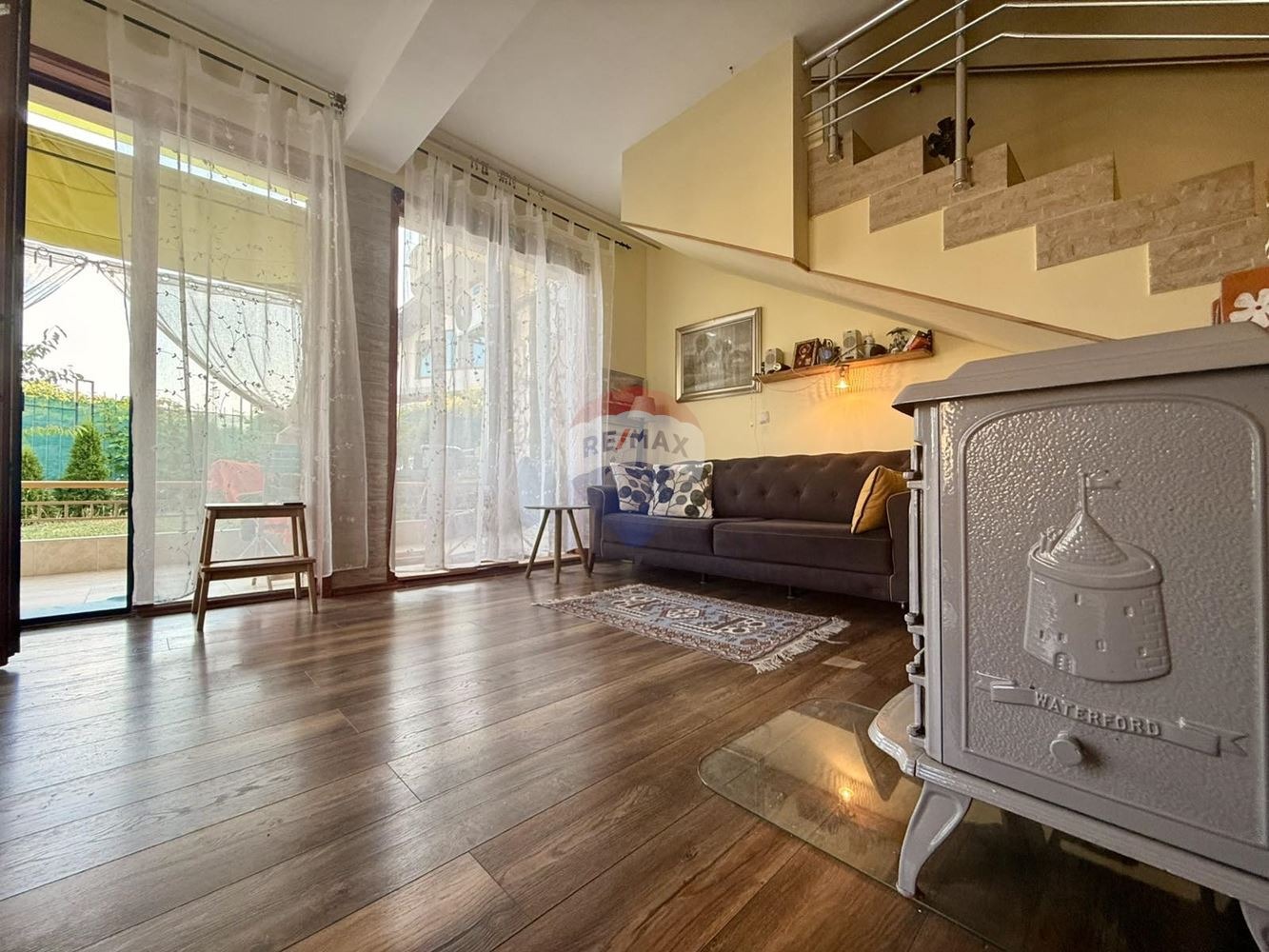 Продава КЪЩА, гр. Балчик, област Добрич, снимка 2 - Къщи - 55411431