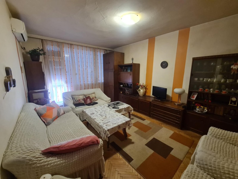 In vendita  1 camera da letto Haskovo , Vazragdane , 65 mq | 56095257