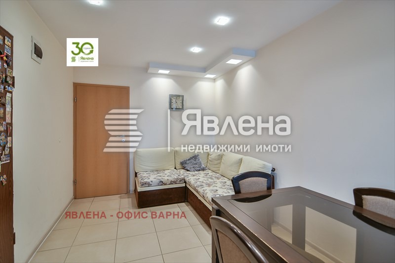 Продава 3-СТАЕН, гр. Варна, Център, снимка 2 - Апартаменти - 52567755