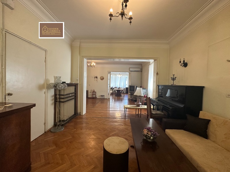 Продава  Многостаен град София , Център , 180 кв.м | 51650586