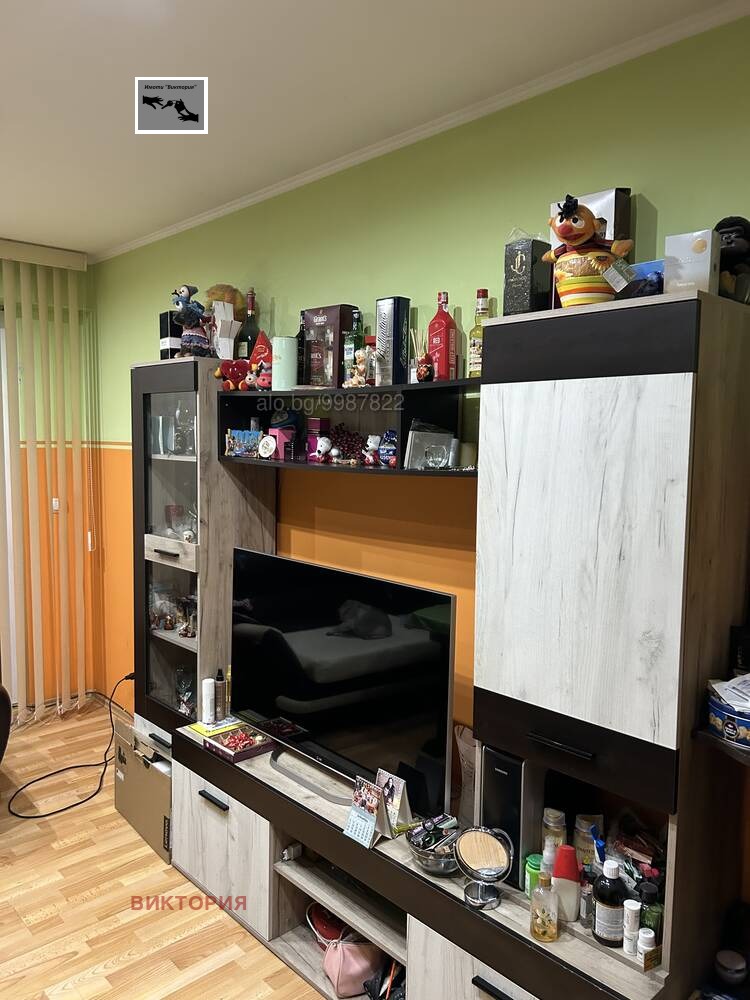 Продава  3-стаен град Пазарджик , Център , 83 кв.м | 95248460 - изображение [2]