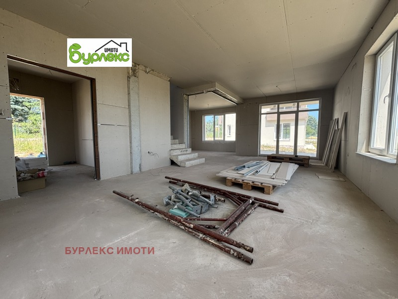 In vendita  Casa Varna , m-t Borovets - iug , 200 mq | 52665534 - Immagine [5]